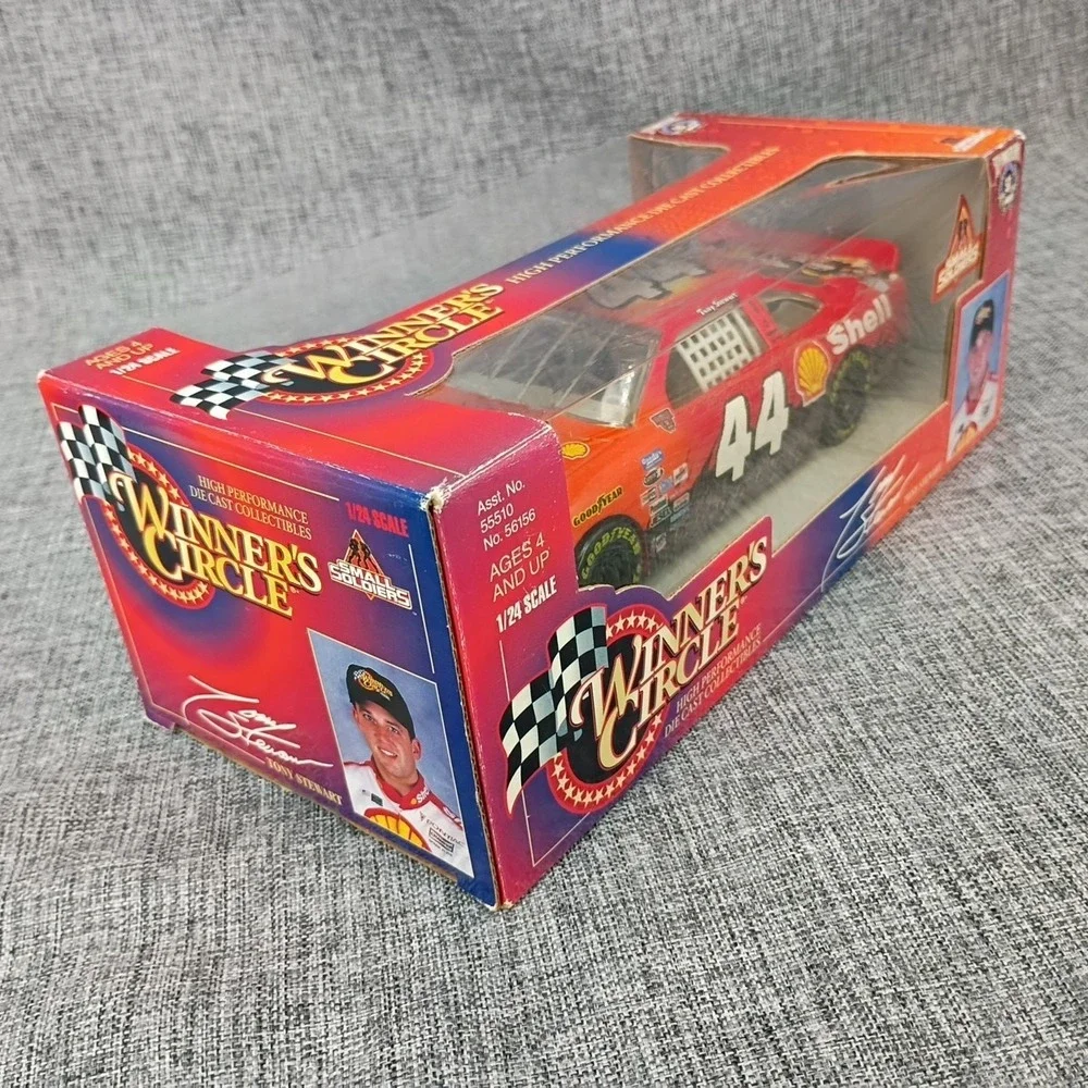 1:24 Winners Circle Diecast 1998 Tony Stewart #44 Small Soldiers Shell Nascar